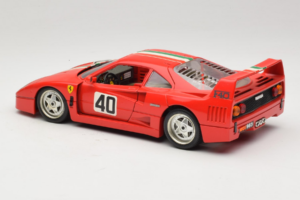 Ferrari F40 #40 Punane Itaalia Lipuga Bburago 1:18 3032-P1 Metall - pilt 7/8