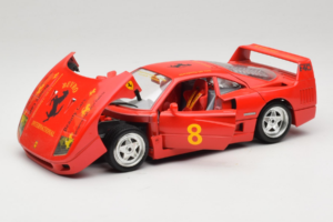 Ferrari F40 #8 Bevro International Punane 1987 Bburago 1:18 3332-P3 Metall - pilt 2/8