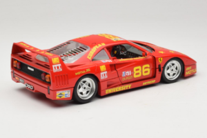 Ferrari F40 LM #86 Ch. Pozzi IMSA 24 Hours of Le Mans 1985 Punane Bburago 1:18 3332-P6 Metall - pilt 3/8