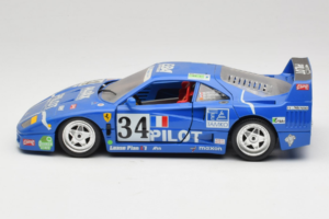 Ferrari F40 #34 M. Ferte / Thavenin / Palau Pilot Sinine 1987 Bburago 1:18 3032-B1 Metall - pilt 4/8