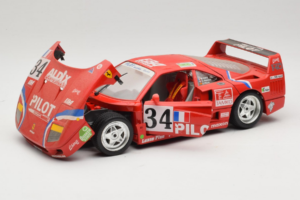 Ferrari F40 LM Pilot #34 Ferte / Thavenin / Palau 24 Hours of Le Mans 1995 Punane Bburago 1:18 3032-P3 Metall - pilt 2/8