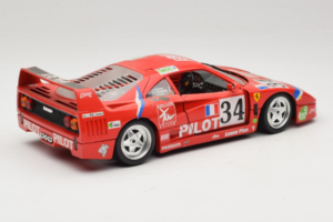 Ferrari F40 LM Pilot #34 Ferte / Thavenin / Palau 24 Hours of Le Mans 1995 Punane Bburago 1:18 3032-P3 Metall - pilt 3/8