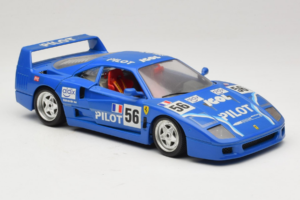 Ferrari F40 Pilot #56 Sinine Bburago 1:18 3332-BL1 Metall - pilt 6/8
