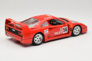 Ferrari F40 #56 Pilot Punane 1987 Bburago 1:18 3332-P2 Metall - pilt 3/8