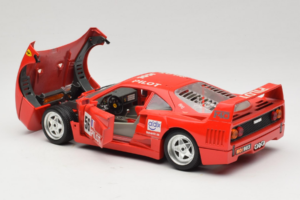 Ferrari F40 #56 Pilot Punane 1987 Bburago 1:18 3332-P2 Metall - pilt 5/8