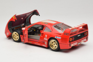Ferrari F40 Evoluzione #1 Pirelli Agip Punane Kuldiste Ratastega 1992 Bburago 1:18 3042-P2 Metall - pilt 5/8