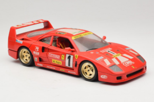 Ferrari F40 Evoluzione #1 Pirelli Agip Punane Kuldiste Ratastega 1992 Bburago 1:18 3042-P2 Metall - pilt 6/8