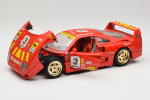 Ferrari F40 #3 Pirelli Punane 1987 Bburago 1:18 3332-P4 Metall - pilt 2/8