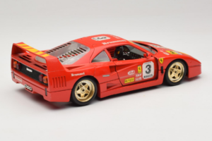 Ferrari F40 #3 Pirelli Punane 1987 Bburago 1:18 3332-P4 Metall - pilt 3/8