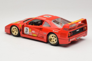 Ferrari F40 #3 Pirelli Punane 1987 Bburago 1:18 3332-P4 Metall - pilt 7/8