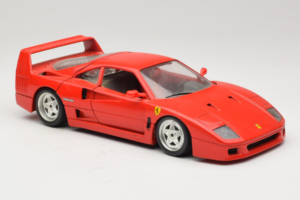 Ferrari F40 Punane Diamond Edition Bburago 1:18 3022-P1 Metall - pilt 6/8