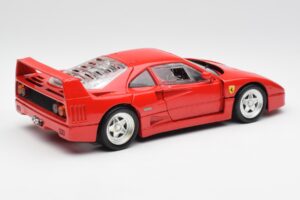 Ferrari F40 Punane Hot Wheels 1:18 23911 Metall - pilt 3/8