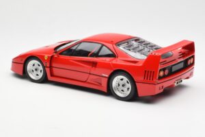 Ferrari F40 Punane Kyosho 1:18 08416R2 Metall - pilt 9/10