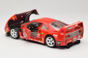 Ferrari F40 #40 T. Ohta / A. Reid Taisan Punane 1987 Bburago 1:18 3022-T1 Metall - pilt 5/8