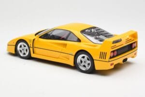 Ferrari F40 Kollane GT Spirit 1:18 GT839 Vaik - pilt 5/6