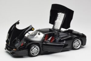 Ferrari F50 Must Hot Wheels 1:18 23910 Metall - pilt 2/8