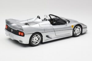 Ferrari F50 Kabriolett Hõbe Bburago 1:18 3372 Metall - pilt 3/8