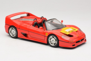 Ferrari F50 Kabriolett 50 Jahre Ferrari 24 Jahre Bburago FMC Punane Bburago 1:18 3352-P1 Metall - pilt 6/8