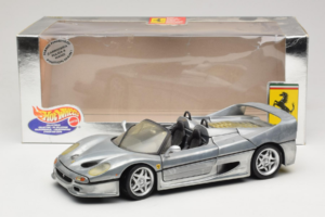 Ferrari F50 Kabriolett Chrome Silver Piiratud Väljaanne Hot Wheels 1:18 25741 Metall - pilt 8/8