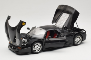 Ferrari F50 Coupe Must Bburago 1:18 3372-B1 Metall - pilt 2/8