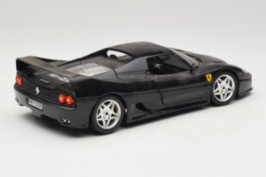 Ferrari F50 Coupe Must Bburago 1:18 3372-B1 Metall - pilt 3/8