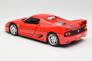 Ferrari F50 Hardtop Punane Bburago 1:18 3362 Metall - pilt 7/8