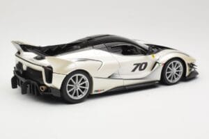 Ferrari FXX-K Evo #70 Valge Bburago 1:18 18-16012 Metall - pilt 3/8