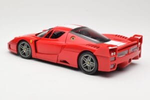 Ferrari FXX Punane Hot Wheels 1:18 310801 Metall - pilt 7/8