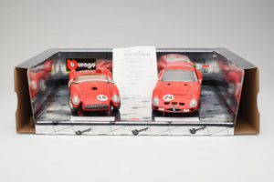Ferrari Gift Set 250 Testa Rossa & 250 GTO Punane Bburago 1:18 GC002 Metall