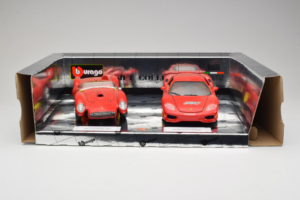 Ferrari Gift Set 250 Testa Rossa & 360 Modena Challenge Punane Bburago 1:18 GC001 Metall