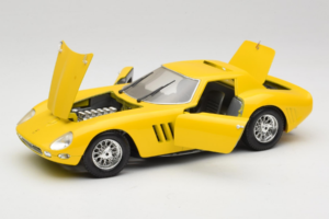 Ferrari 250 GTO Kollane Guiloy 1:18 67525 Metall - pilt 2/8