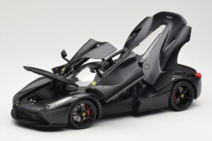 Ferrari LaFerrari F150 Matte Black Bburago 1:18 18-16901BK Metall - pilt 2/8