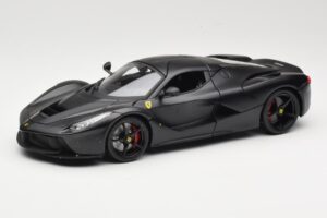 Ferrari LaFerrari F150 Matte Black Bburago 1:18 18-16901BK Metall