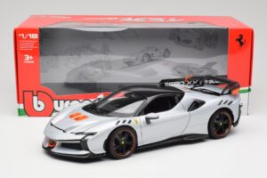 Ferrari SF90 XX Stradale Arctic White Bburago 1:18 18-16020W Metall - pilt 8/8