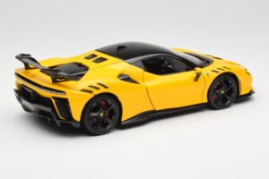 Ferrari SF90 XX Stradale Giallo Modena Bburago 1:18 18-16020Y Metall - pilt 3/8