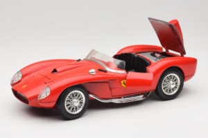Ferrari 250 Testa Rossa Punane Bburago 1:18 3007-P2 Metall - pilt 2/8