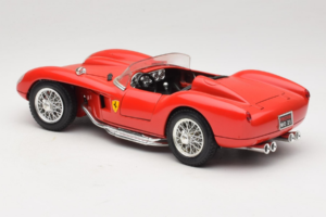 Ferrari 250 Testa Rossa Punane Bburago 1:18 3007-P2 Metall - pilt 7/8