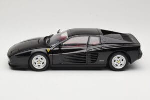 Ferrari Testarossa Must Kyosho 1:18 08425BK Metall - pilt 4/8
