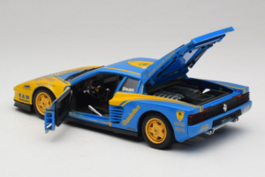 Ferrari Testarossa Bburago 1:18 7019 Metall - pilt 5/8