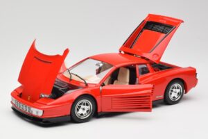 Ferrari Testarossa Punane Bburago 1:18 3019 Metall - pilt 2/8