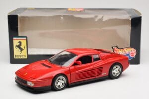 Ferrari Testarossa Punane Hot Wheels 1:18 23918 Metall - pilt 8/8