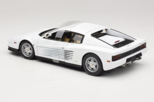 Ferrari Testarossa Valge Miami Vice Hot Wheels 1:18 P9904 Metall - pilt 5/6