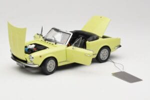 Fiat 124 Spider BS1 Kollane Sun Star 1:18 4921 Metall - pilt 2/8