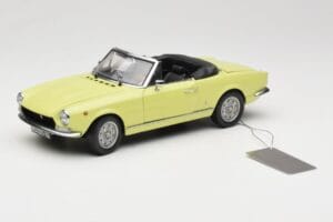 Fiat 124 Spider BS1 Kollane Sun Star 1:18 4921 Metall
