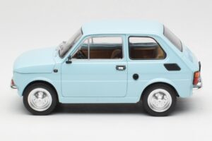 Fiat 126 Helesinine MCG 1:18 MCG18415 Metall - pilt 3/6