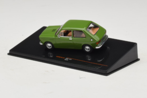 Fiat 127 Roheline IXO 1:43 CLC607N Metall - pilt 3/4