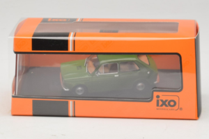 Fiat 127 Roheline IXO 1:43 CLC607N Metall - pilt 4/4