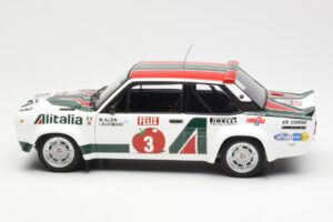 Fiat 131 Abarth #3 M. Alen / I. Kivimaki Winner Rally 1000 Lakes 1980 Kyosho 1:18 08376H Metall - pilt 4/8