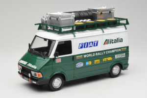 Fiat 242 Alitalia Rally Team Assistance With Trailer 1978 IXO 1:18 18CMC027WX Metall - pilt 2/7