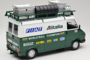 Fiat 242 Alitalia Rally Team Assistance With Trailer 1978 IXO 1:18 18CMC027WX Metall - pilt 3/7